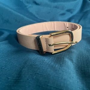 Light pink belt
